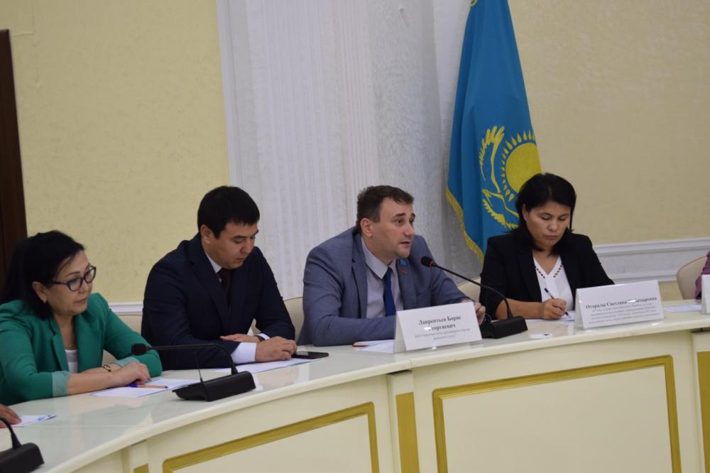 О проблемах оценки физического здоровья детей Казахстана: августовкая конференция педагогов